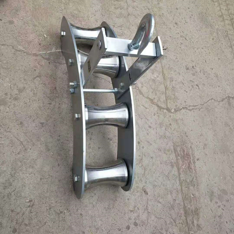 三轮转角电缆滑轮 铁板直跑滑子